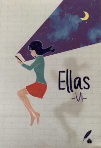 Mujer leyendo un libro en la pared, proyectando un cielo estrellado y la luna.